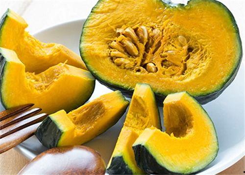 吃瓜烧胃吗,小心烧胃！揭秘夏日消暑美食的潜在风险