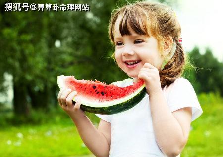 吃瓜十七度琼,揭秘夏日消暑美食的甜蜜诱惑