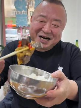 吃瓜穷嗨饭老是哽为什么